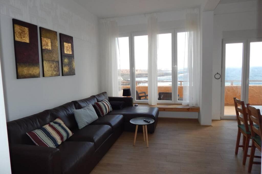 Big, Large Cozy Apartment With Sea View Ask For Additional Bedroom As An Extra Option Telde Dış mekan fotoğraf